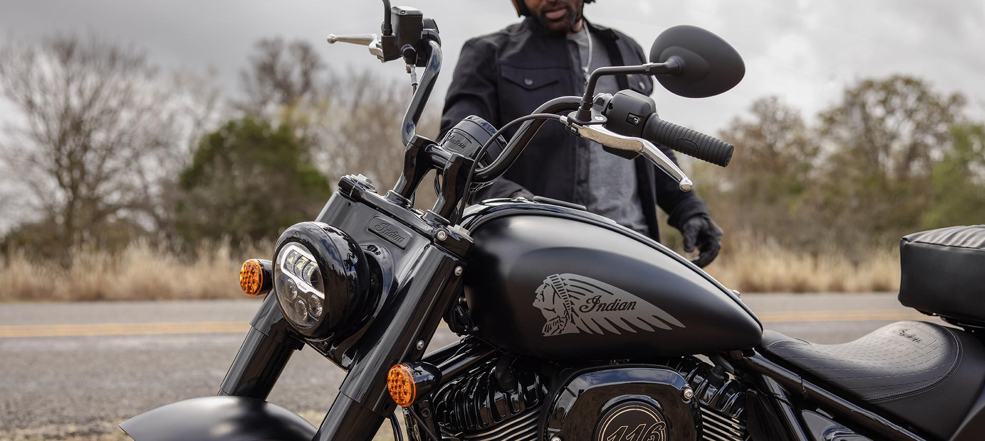 Купити Indian Chief Bobber Dark Horse 2022 ціна, фото, характеристики